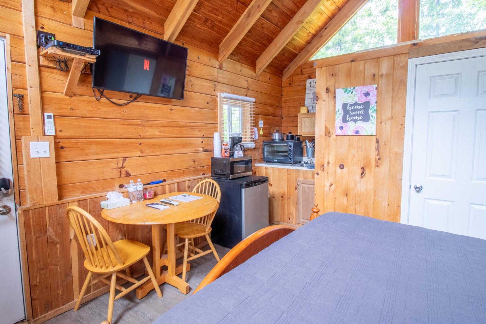 Kozy Haven Log Cabin Rentals Columbia Exterior photo