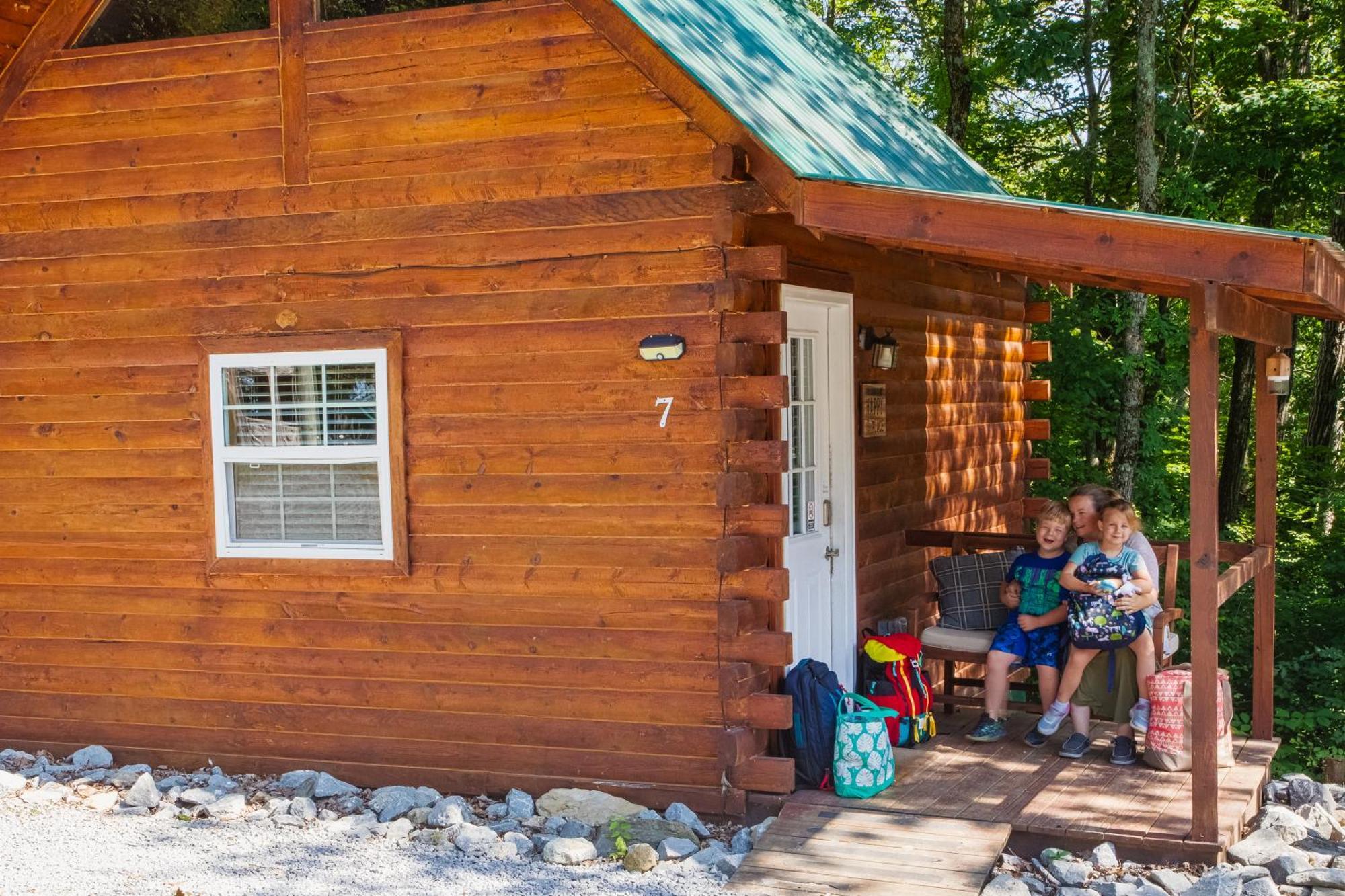 Kozy Haven Log Cabin Rentals Columbia Exterior photo