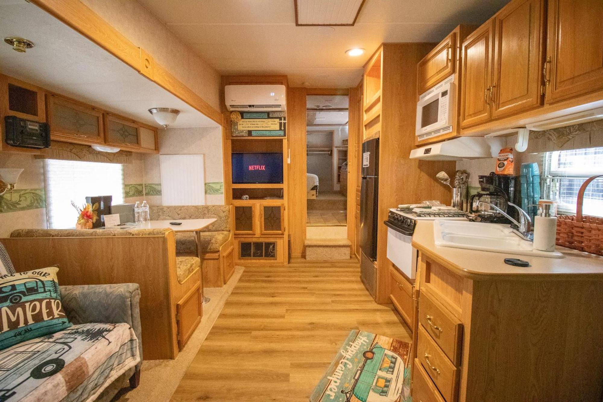 Kozy Haven Log Cabin Rentals Columbia Exterior photo